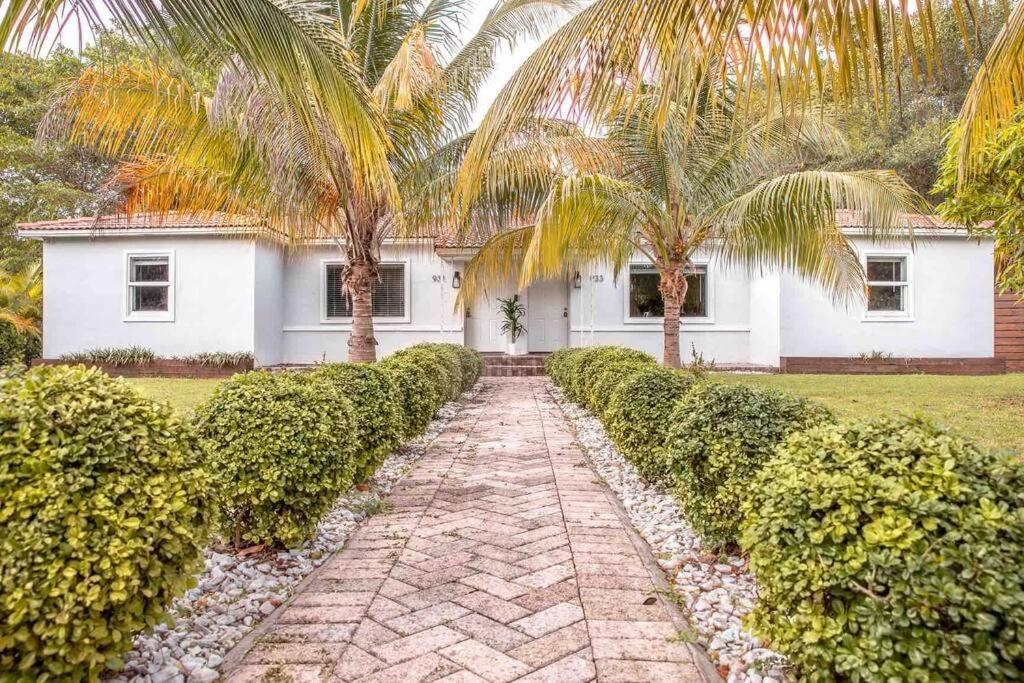 Villa House With Pool, 10 Mins Drive To The Beach! à Miami Shores Extérieur photo