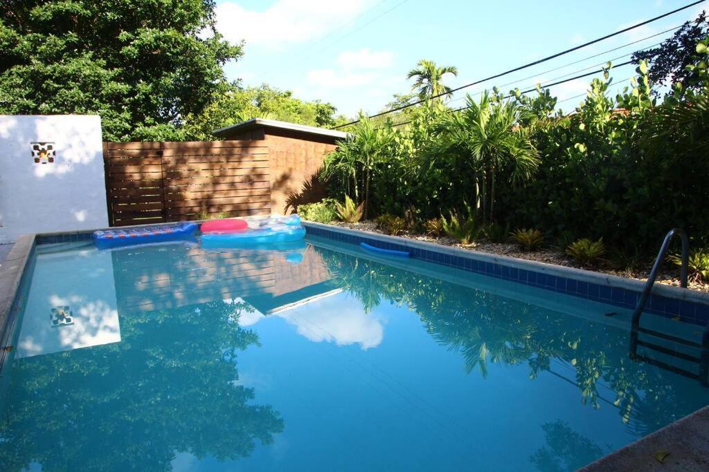 Villa House With Pool, 10 Mins Drive To The Beach! à Miami Shores Extérieur photo